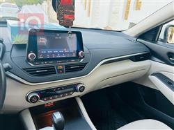 نیسان ئەلتیما